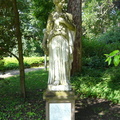 Statue hinter dem Haus Rosenbrunn